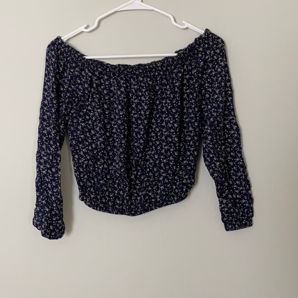 Brandy Melville Flowy Off the Shoulder